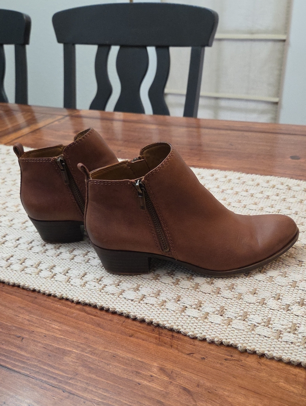 Lucky Brand Brown Leather Ankle Boots Side Zip Low Block Heel Women’s Size 7 1/2